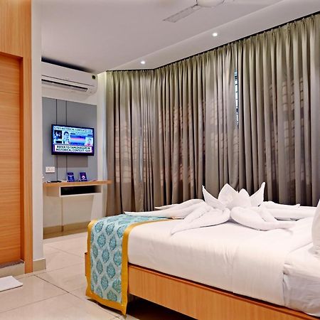 Hotel Sri Krishna Residency Udupi Bagian luar foto