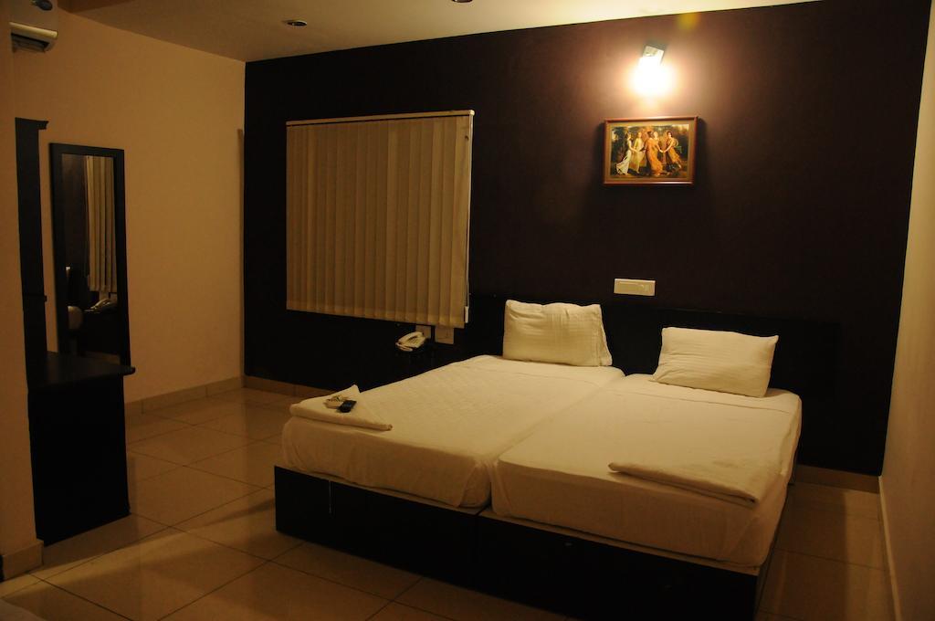 Hotel Sri Krishna Residency Udupi Ruang foto