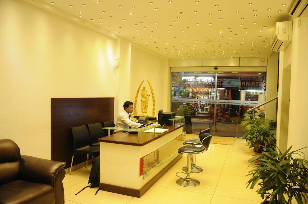 Hotel Sri Krishna Residency Udupi Bagian luar foto