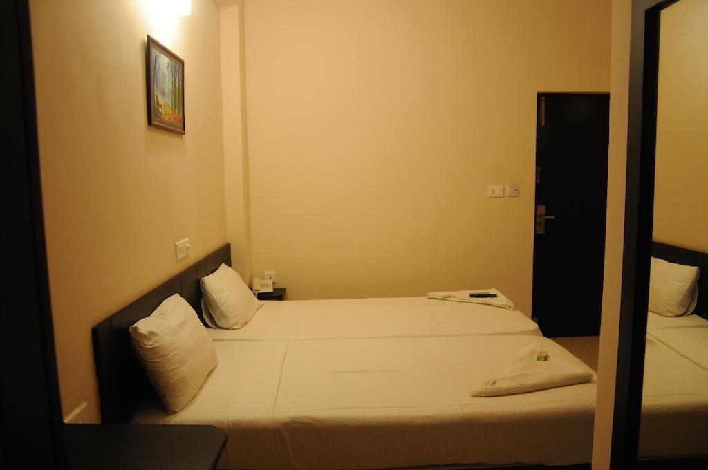 Hotel Sri Krishna Residency Udupi Ruang foto