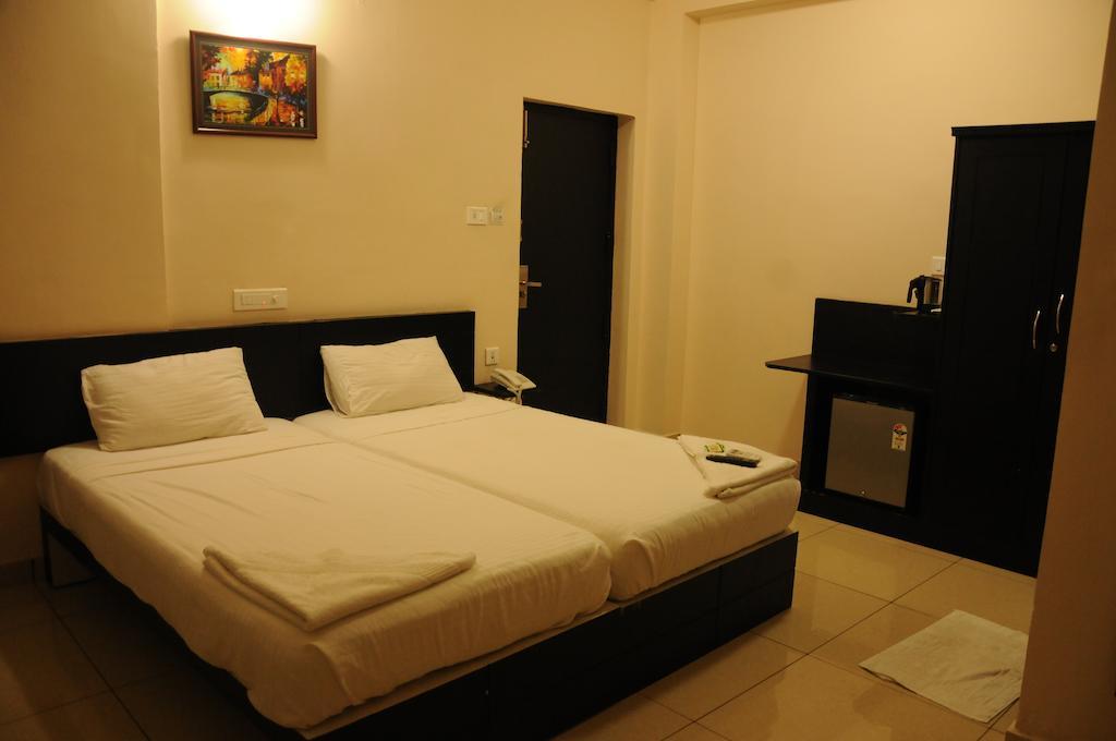 Hotel Sri Krishna Residency Udupi Ruang foto