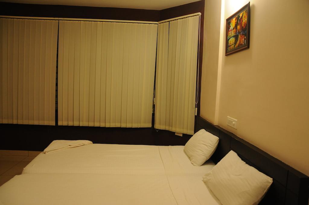 Hotel Sri Krishna Residency Udupi Ruang foto