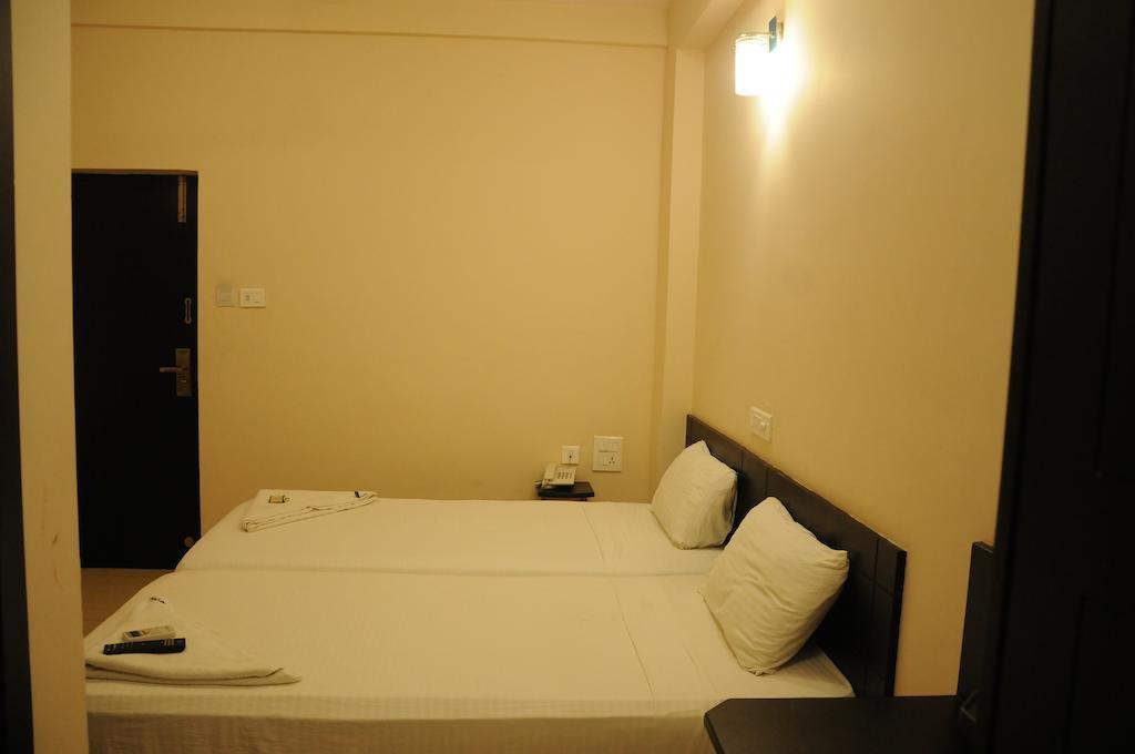 Hotel Sri Krishna Residency Udupi Ruang foto