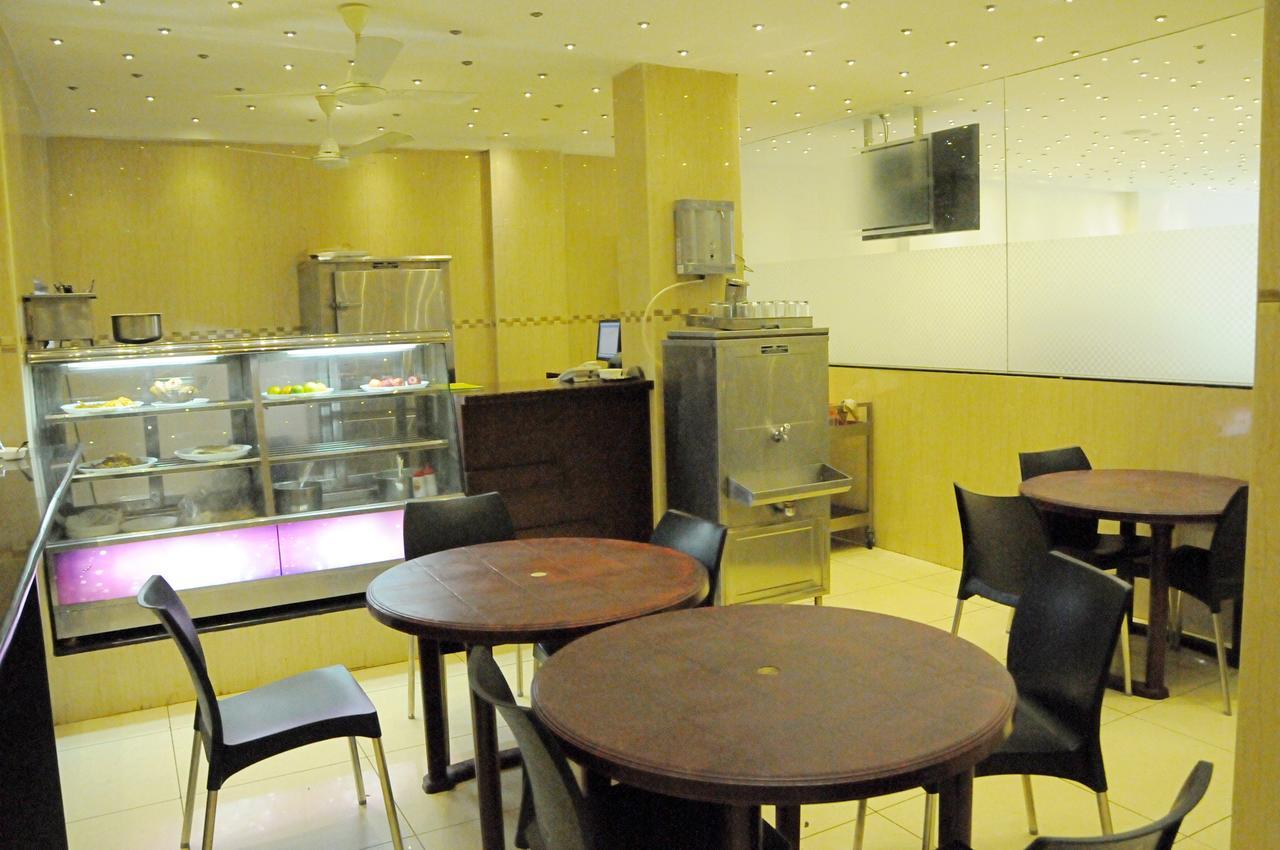 Hotel Sri Krishna Residency Udupi Bagian luar foto