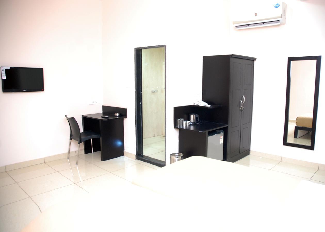 Hotel Sri Krishna Residency Udupi Bagian luar foto