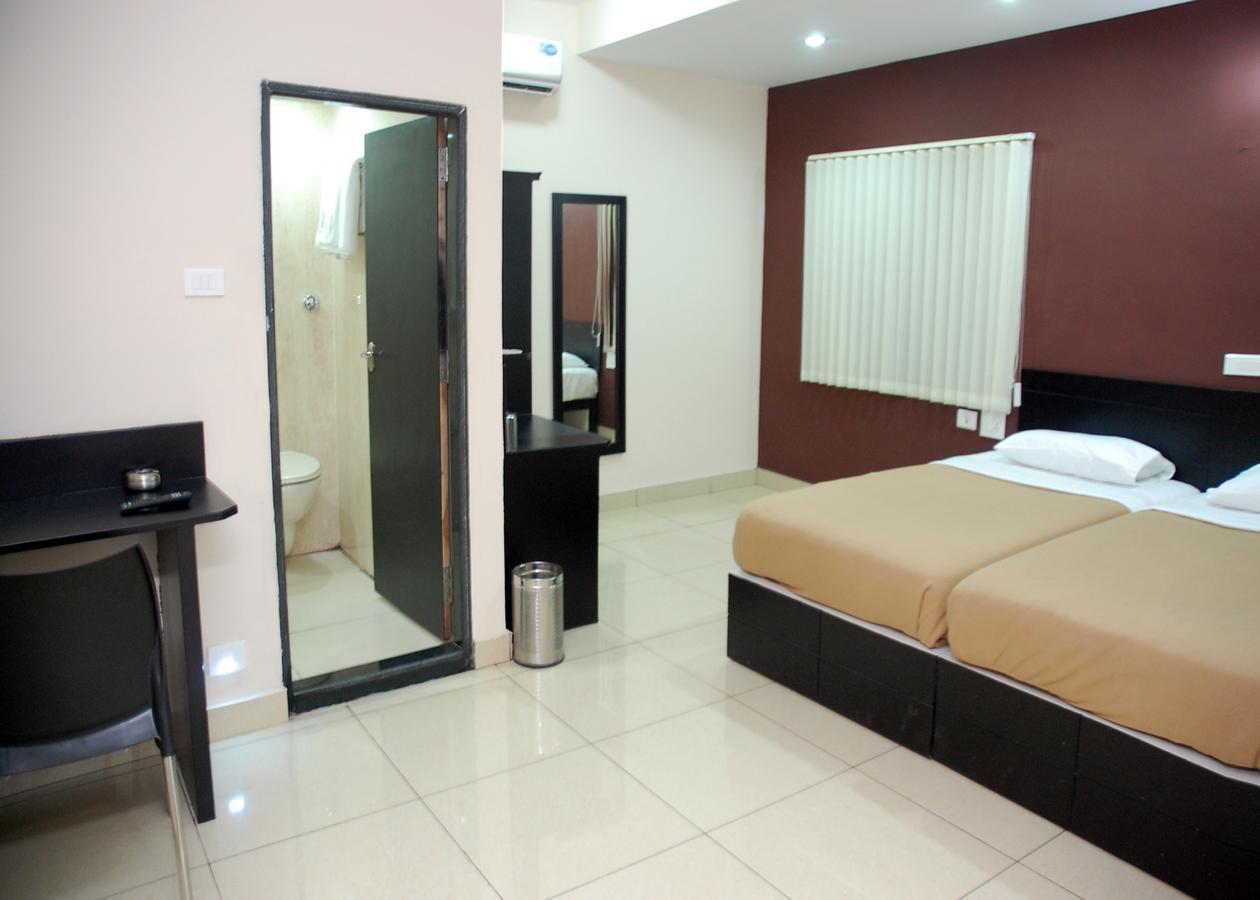 Hotel Sri Krishna Residency Udupi Bagian luar foto